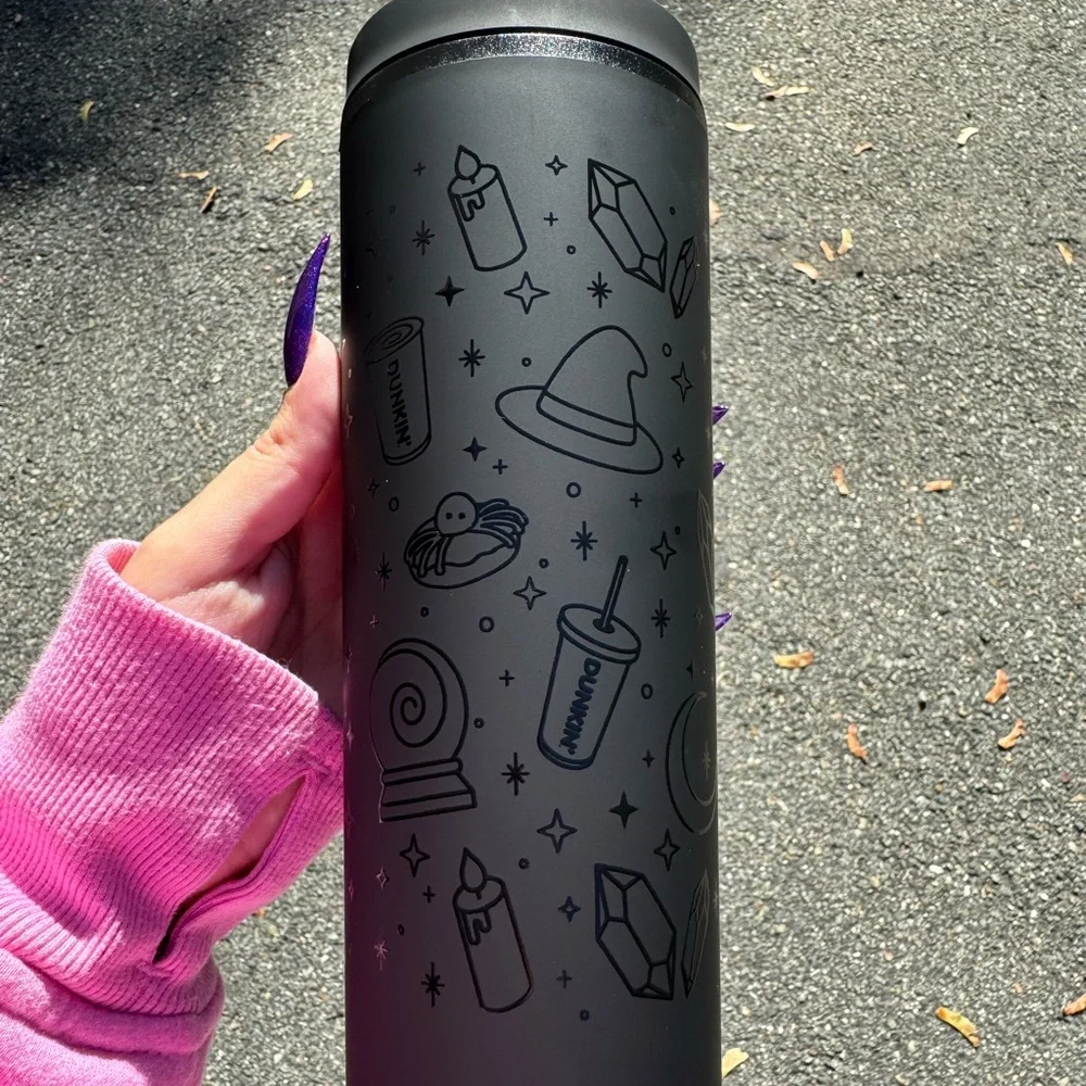 Salem Runs on Dunkin Cup - Picture 3 of 5